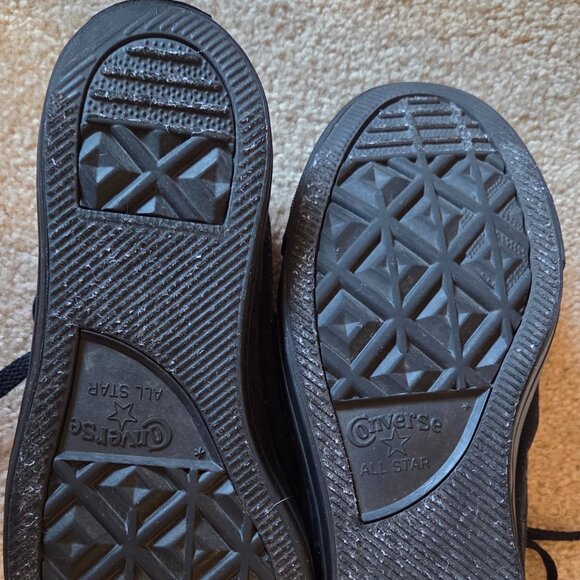 Black monochrome Converse Low top Hardly worn *Spring Clearance* - Picture 6 of 6